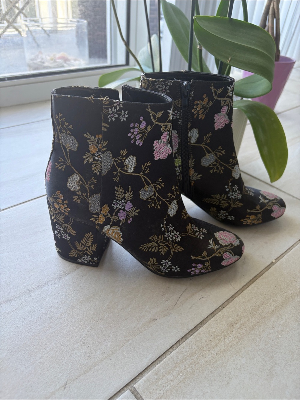 Carlos Santana Black Floral Embroidered Ankle Boots